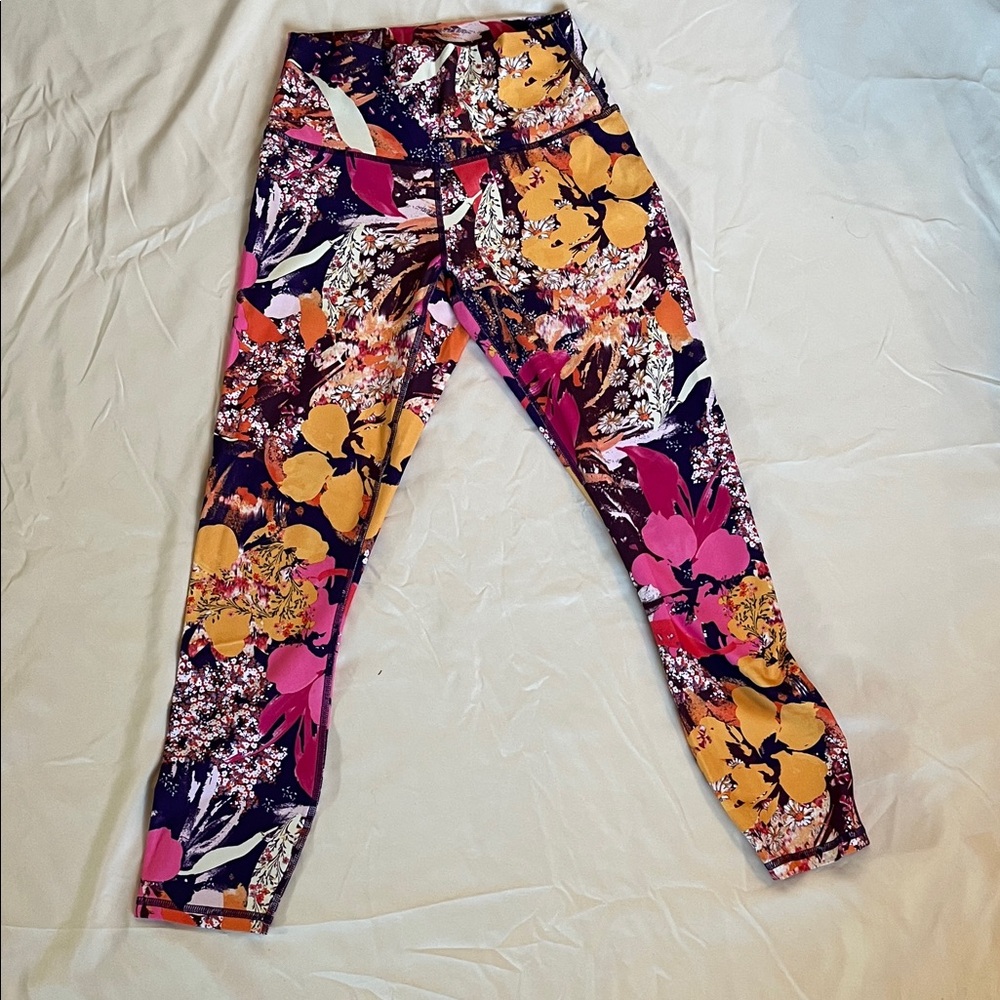 Fabletics Vibrant Floral Leggings